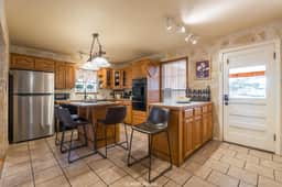 Historic Sayles Ranch- Pool and Amazing Decor!