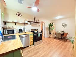 Mulberry Cottage Outpost