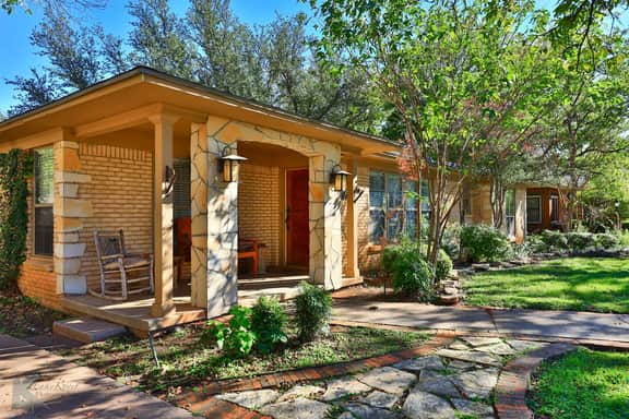 Hist Sayles Ranch- Pool & Hideout Cabin!
