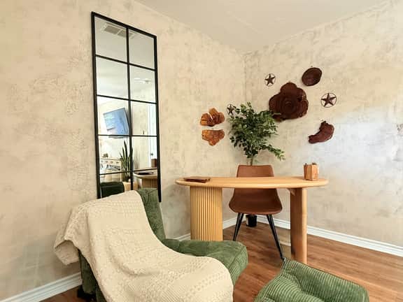 Mulberry Cottage Outpost