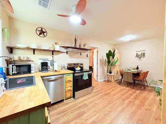 Mulberry Cottage Outpost