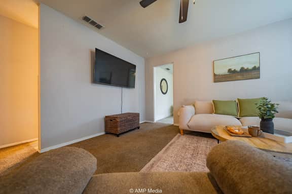 Simply Suite South