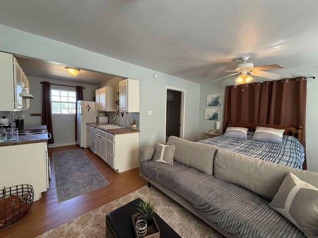 Bbhosting affordable entire home the discovery center truth bookstore